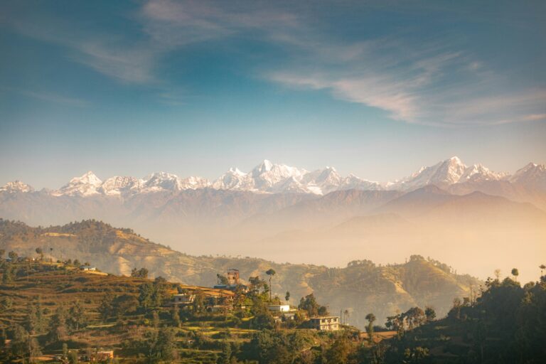 Nepal3 avel-chuklanov-8__IZFB9AD8-unsplash